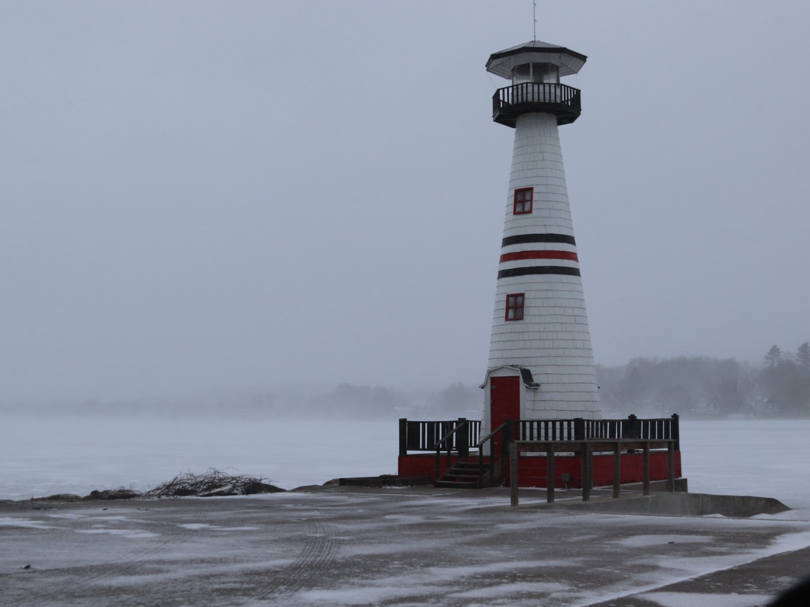 Winter lighthouse on Chautauqua Lake for Western New York trip planning